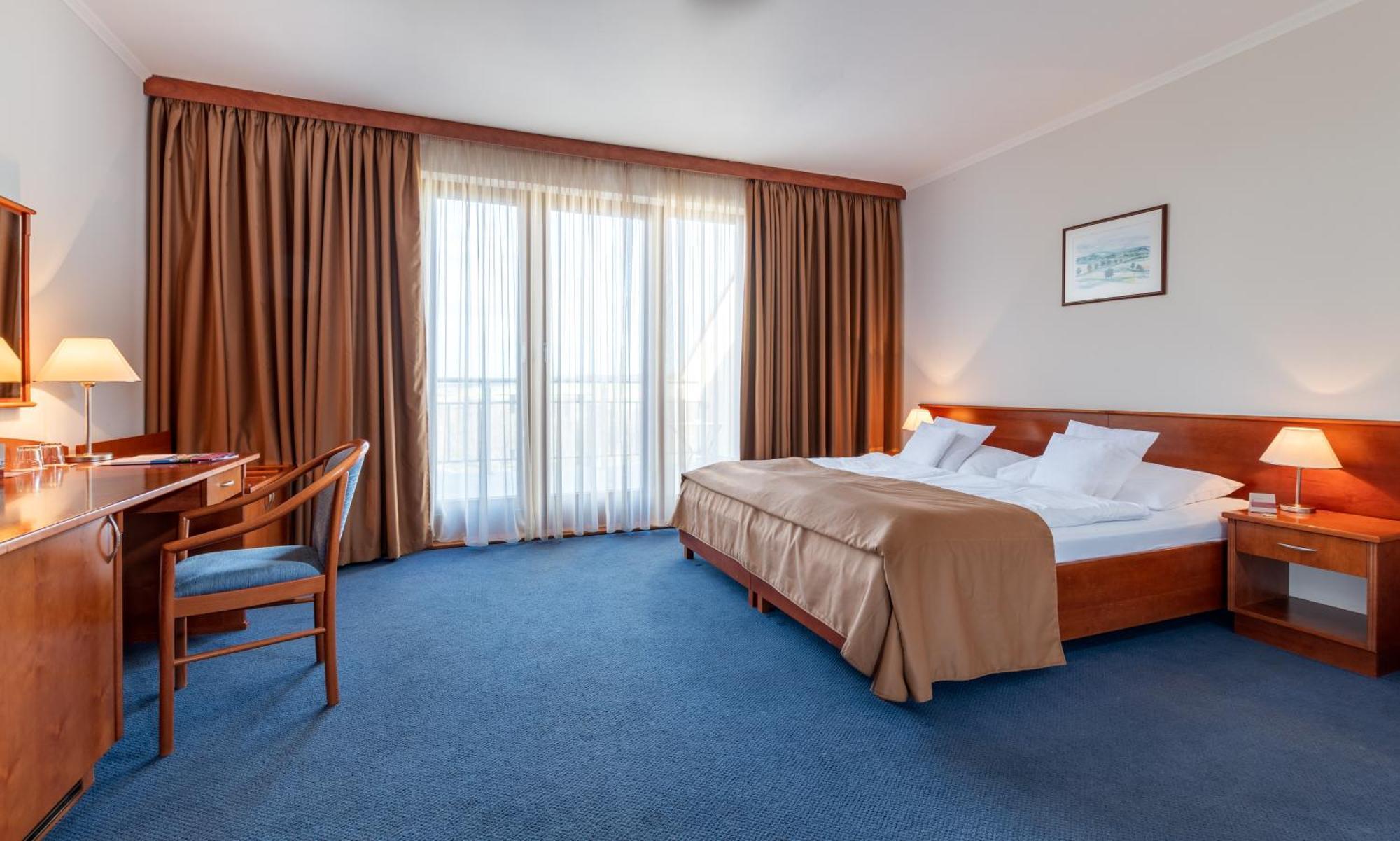 April Hotel Panorama Rychnov nad Kněžnou Kültér fotó
