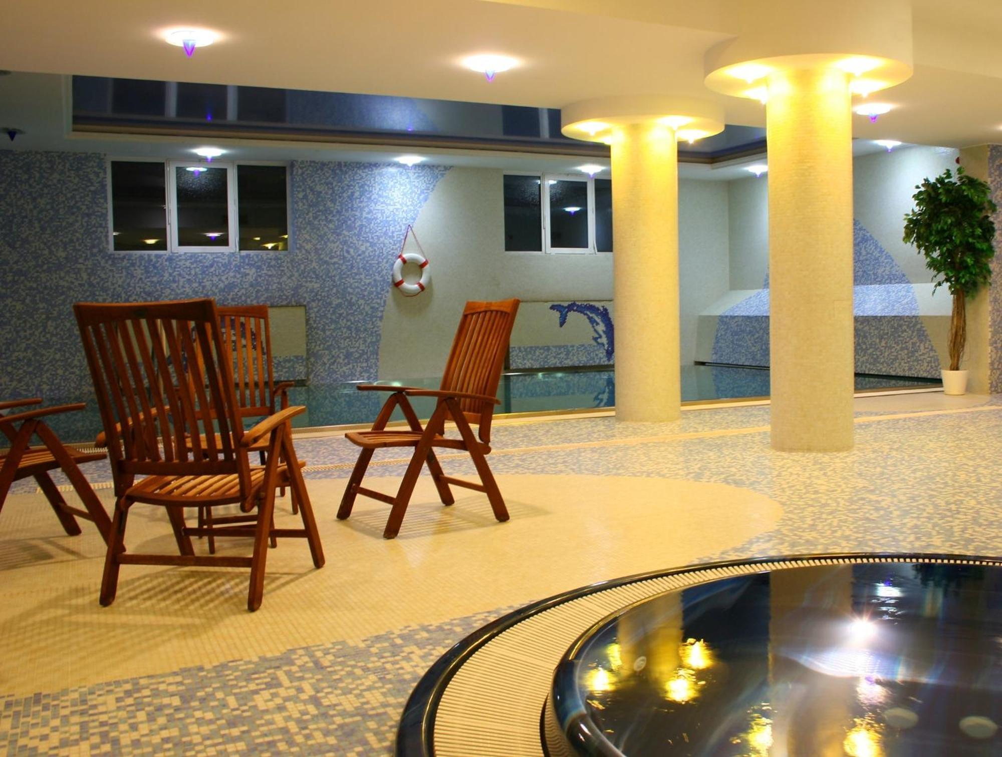 April Hotel Panorama Rychnov nad Kněžnou Kültér fotó