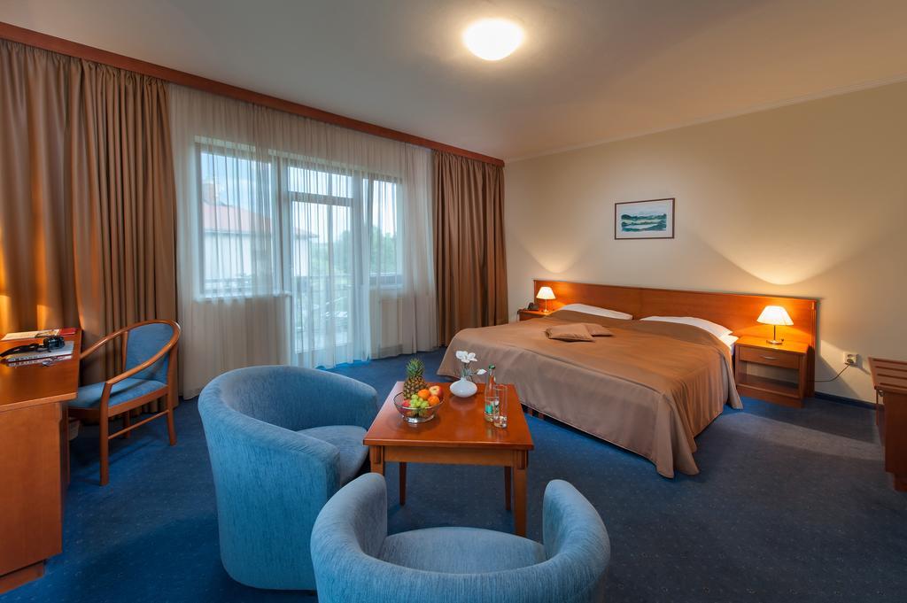 April Hotel Panorama Rychnov nad Kněžnou Kültér fotó