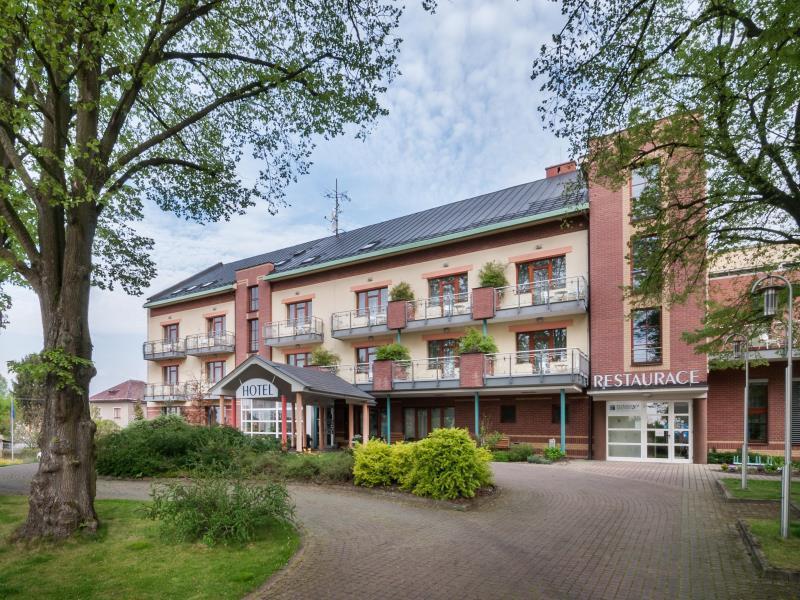 April Hotel Panorama Rychnov nad Kněžnou Kültér fotó
